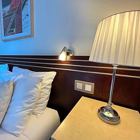 Ursula Hotel 3*