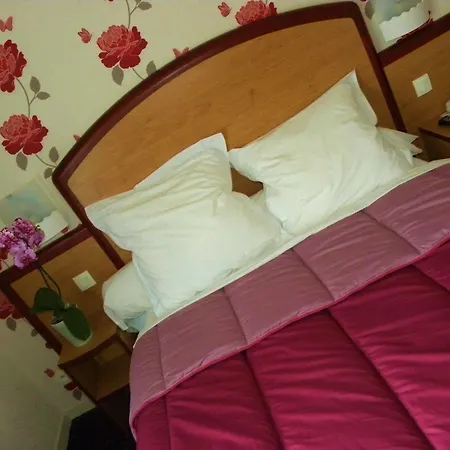 Ursula Hotel 3*